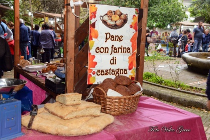 stand prodotti fatti con le castagne a Trecchina